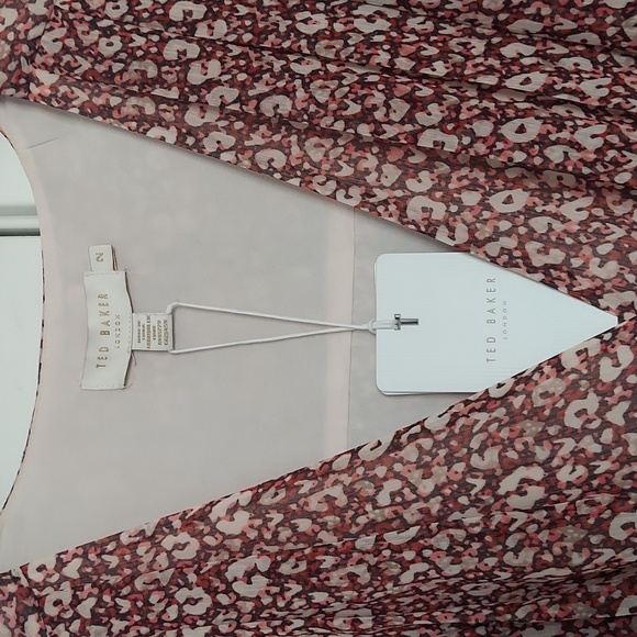 Ted Baker v neck draw string waist floral dress - Picture 5 of 7